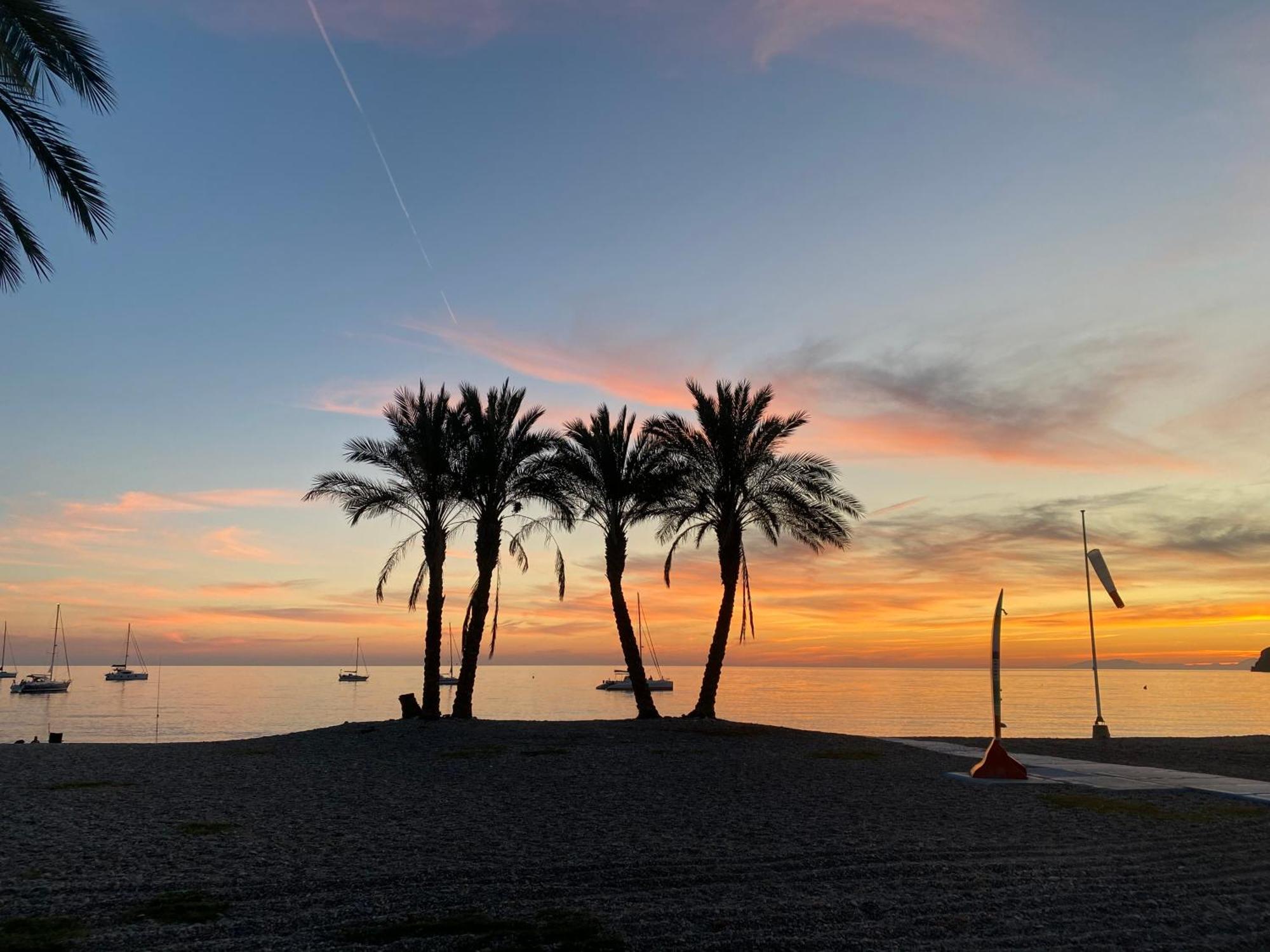 Jardines De Adnania En Marina Del Este Con Vista Al Mar Ada La Herradura (Granada) Exterior foto