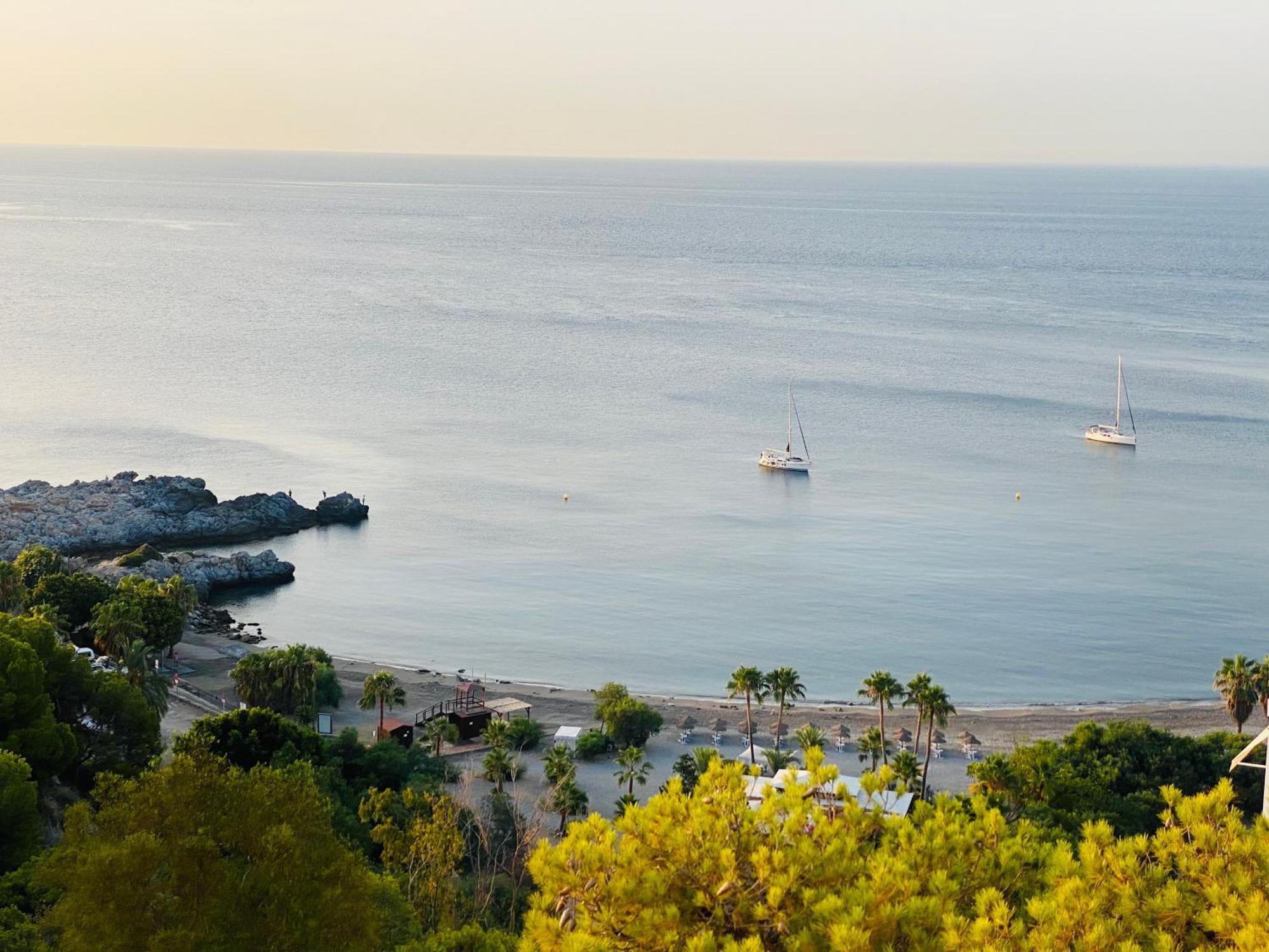 Jardines De Adnania En Marina Del Este Con Vista Al Mar Ada La Herradura (Granada) Exterior foto